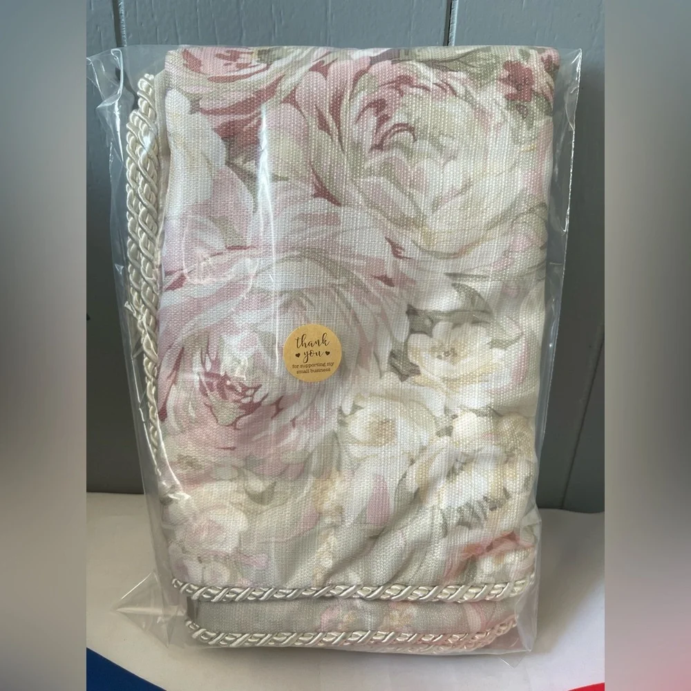2~Eleanor Royal Court Home Floral Pillow Shams Beige Decorative Set Beige Tones